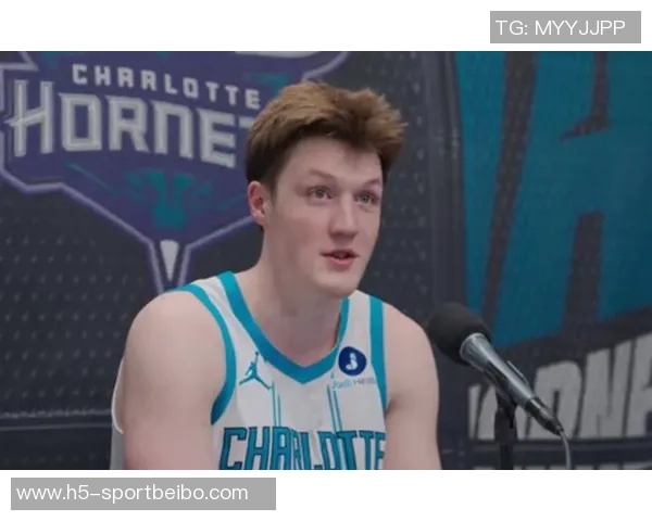 三球称赞克尼佩尔攻防俱佳明白在场上应做的正确决策