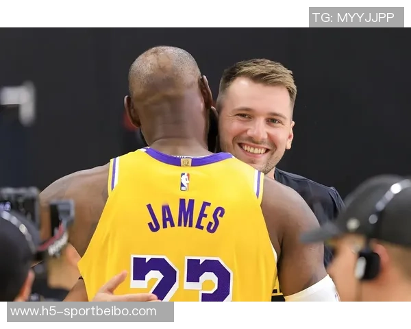 国王队主场迎战湖人施罗德禁赛缺席东契奇对决引发关注